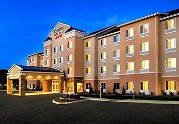 Fairfield Inn & Suites By Marriott Watertown Thousand Islands Ngoại thất bức ảnh