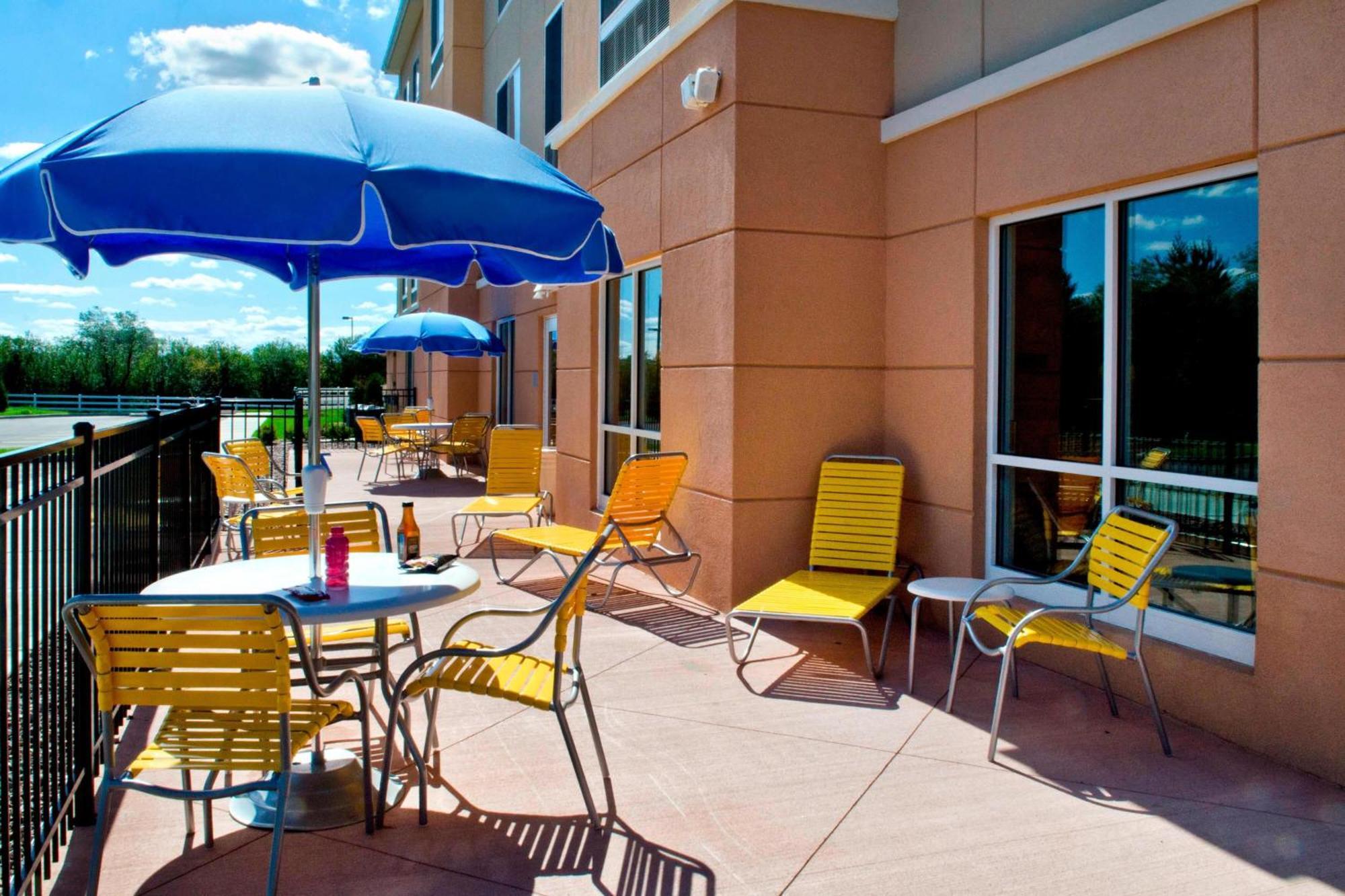 Fairfield Inn & Suites By Marriott Watertown Thousand Islands Ngoại thất bức ảnh